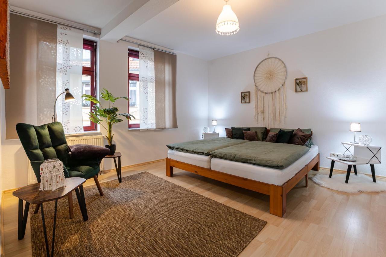 Naumburger Charme "Schwarzes Gold" Apartment Naumburg  Bagian luar foto