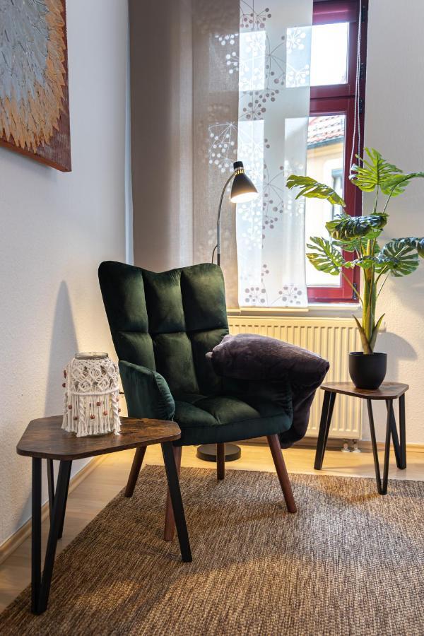 Naumburger Charme "Schwarzes Gold" Apartment Naumburg  Bagian luar foto